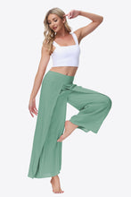 Load image into Gallery viewer, Smocked Split Wide Leg Long Pants
