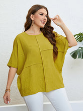 Load image into Gallery viewer, Plus Size Seam Detail Half Sleeve Top
