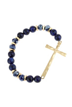 Load image into Gallery viewer, Mix Beads Hammered Cross Bracelet
