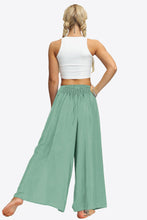 Load image into Gallery viewer, Smocked Split Wide Leg Long Pants
